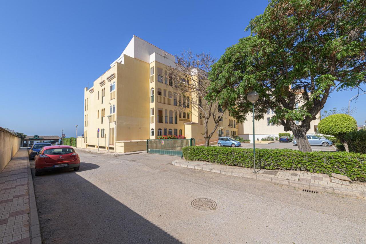Wintowinrentals Amazing Front Sea View & Relax Торре-де-Бенагальбон Экстерьер фото