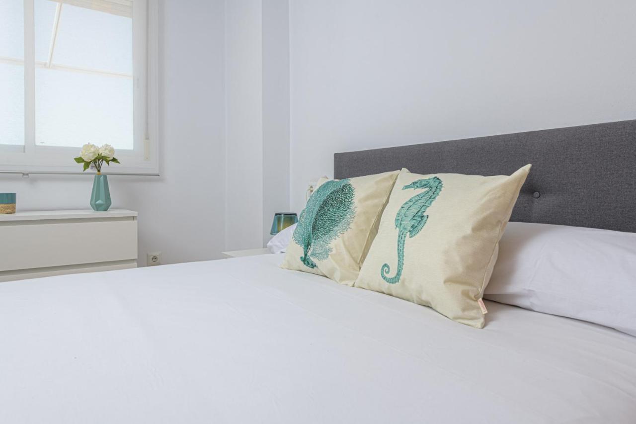 Wintowinrentals Amazing Front Sea View & Relax Торре-де-Бенагальбон Экстерьер фото